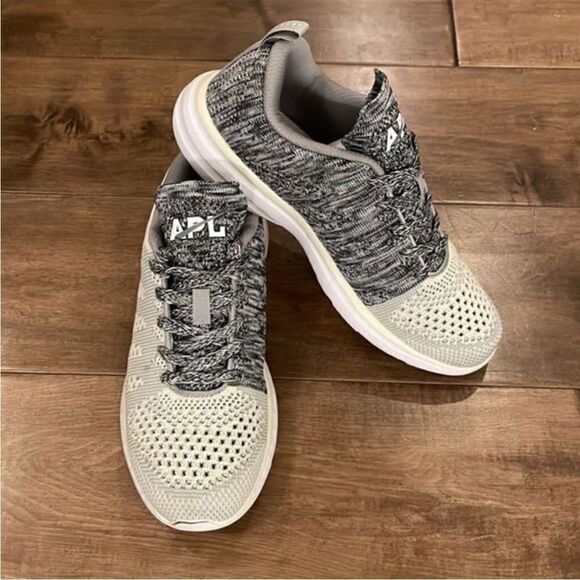 APL Techloom Pro Trainer Sneakers Prestine /Heather Gray/White Knit US 7 NWOB - Picture 4 of 9